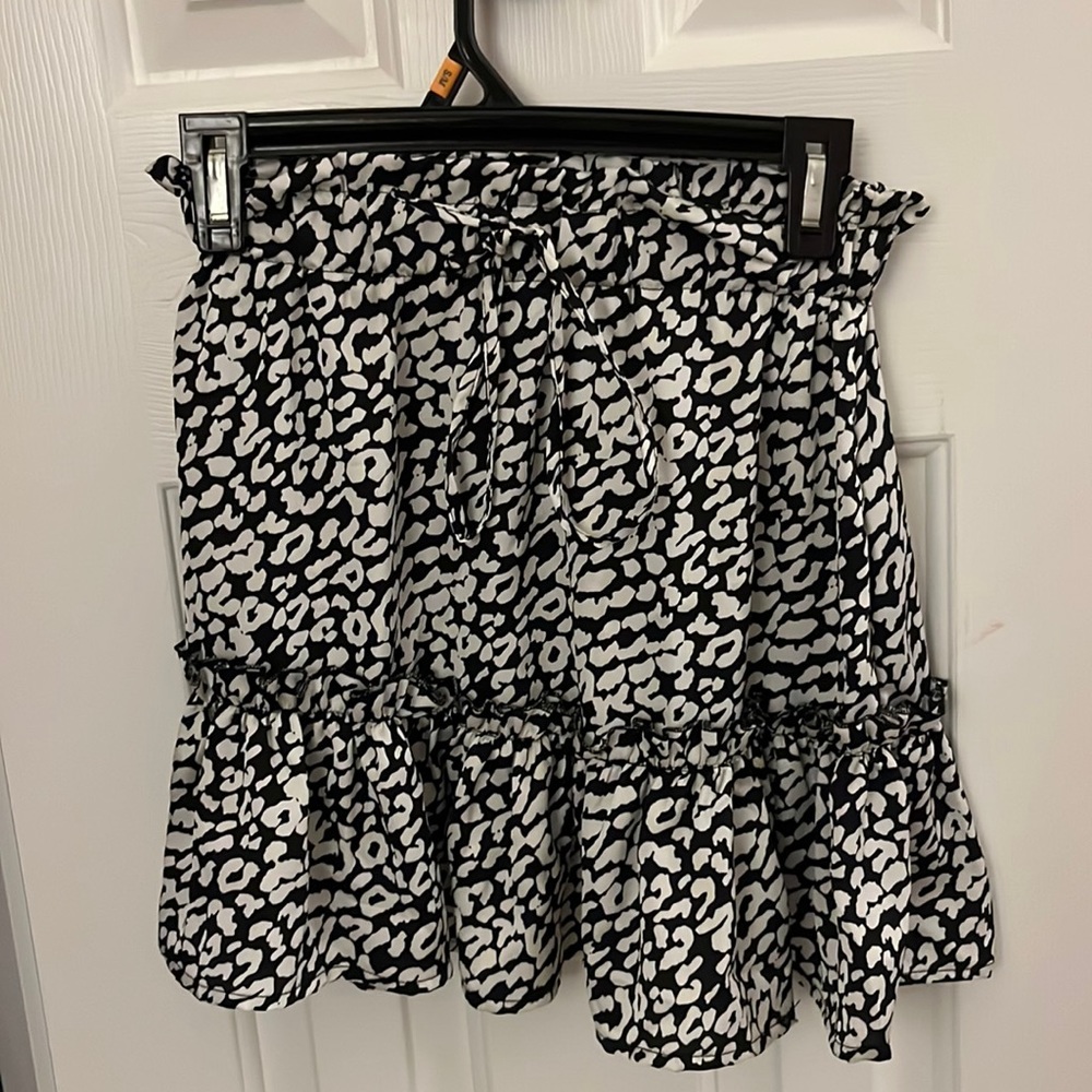 Black Leopard Print Skirt XS